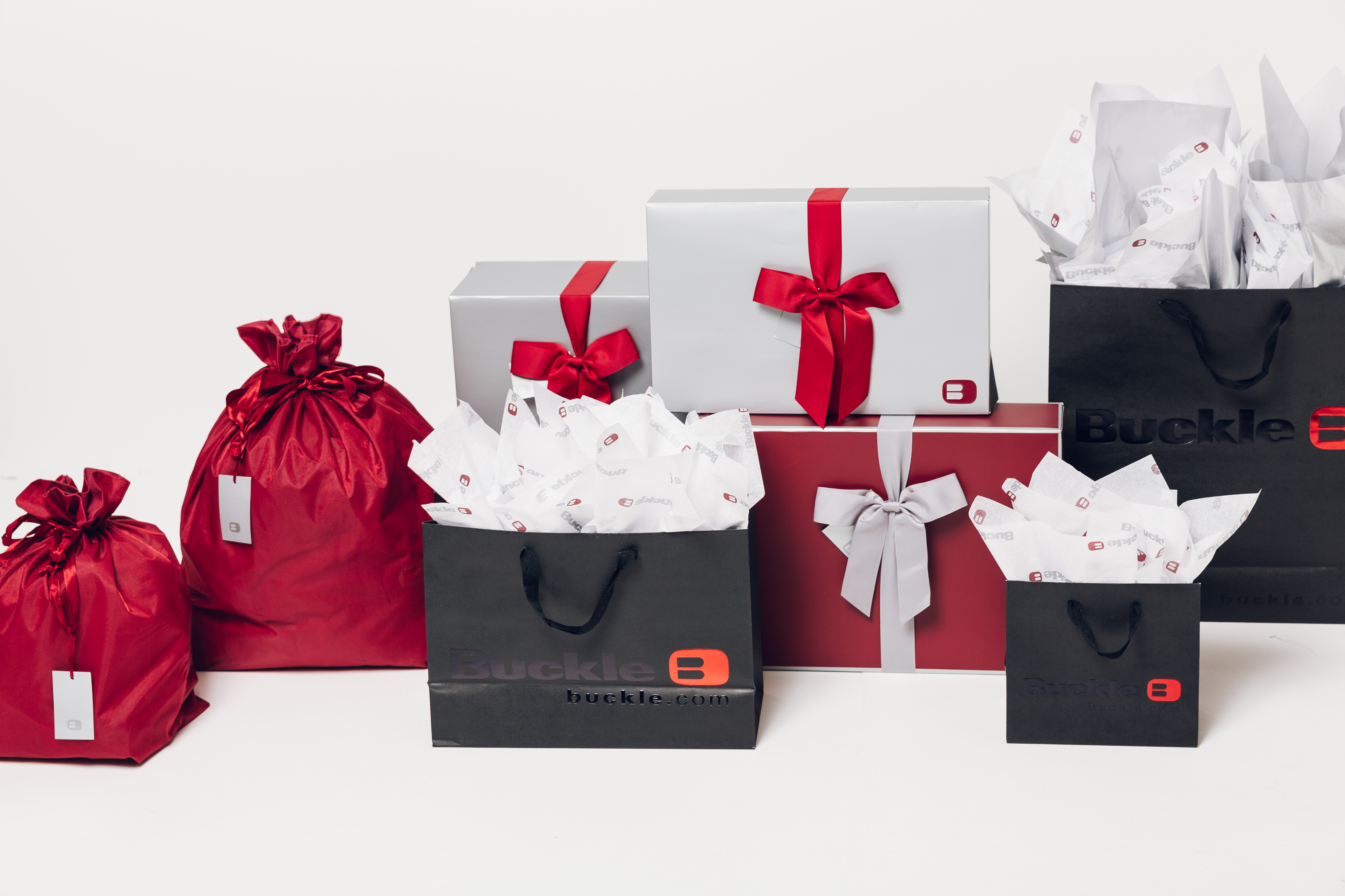 Free holiday gift packaging at Buckle